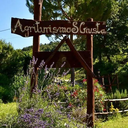 Vakantieboerderij Santa Giusta *
